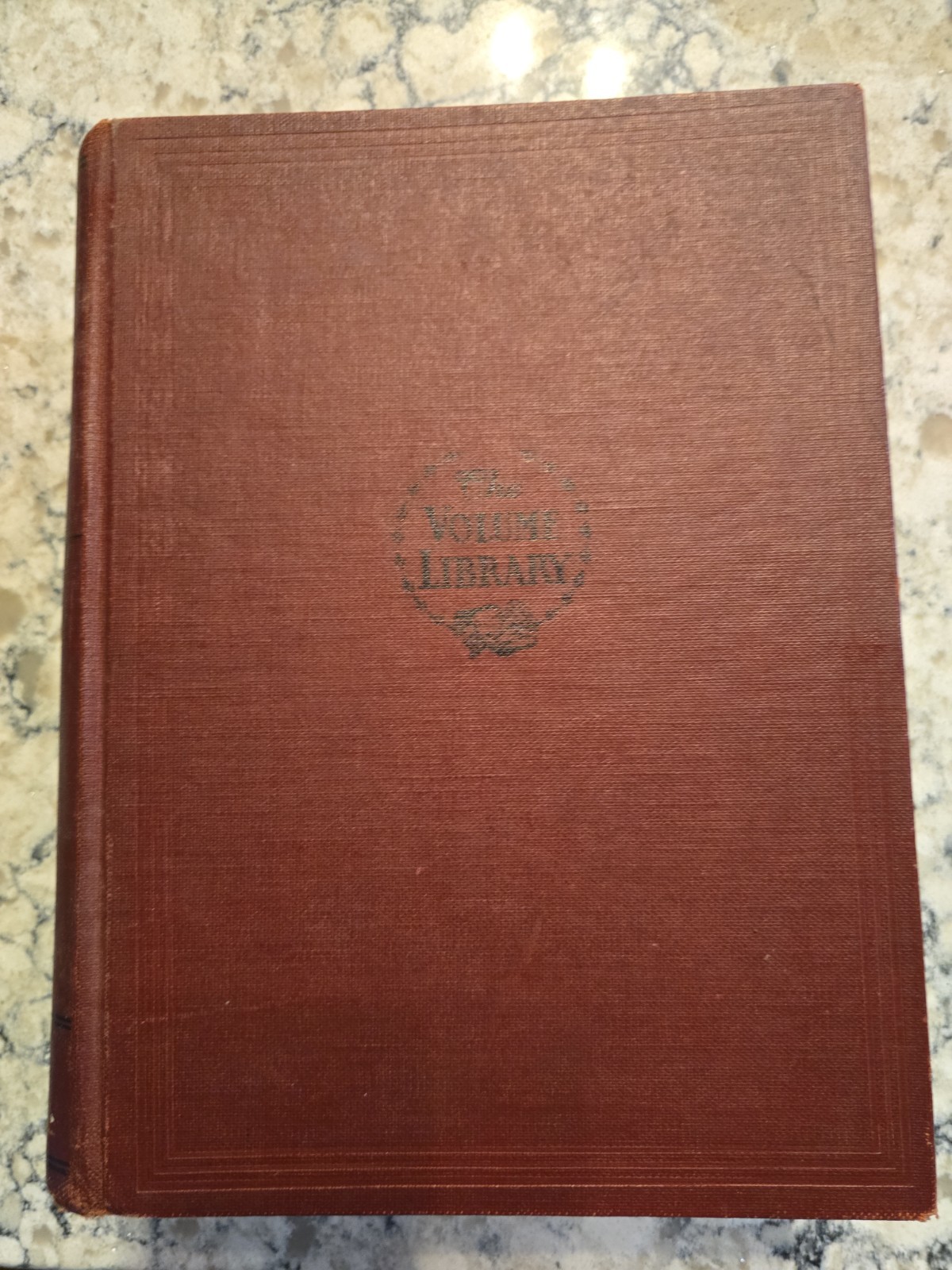THE VOLUME LIBRARY Illustrated Educators Association 1939 Edition 2422 Pages