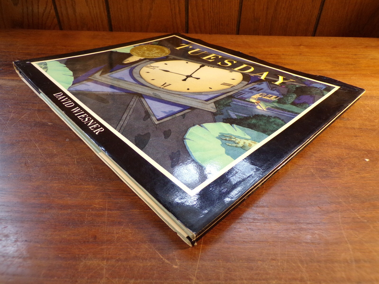 David Weisner ~ Tuesday ~ Signed ~ 1st/6th ~ HC/DJ ~ 1991 ~ Clarion Books