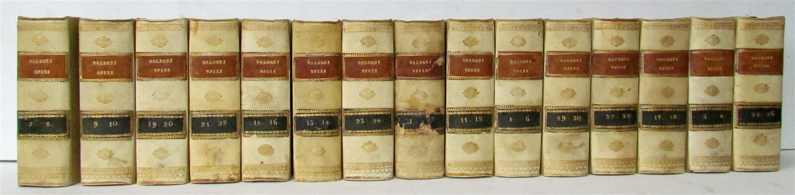 1827-31 15 volumes ITALIAN THEATRE PLAYS antique decorative VELLUM SPINES