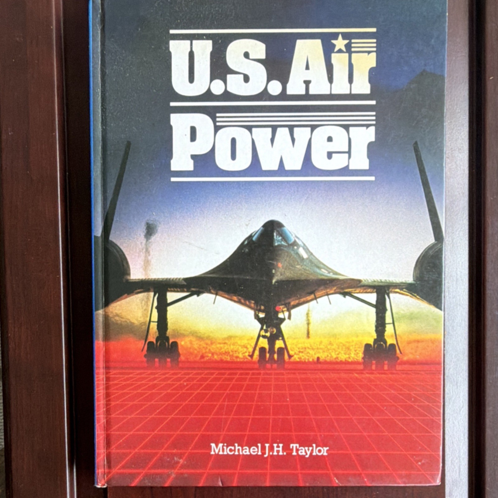 Michael J.H. Taylor U.S. Air Power Illustrated Hardcover Military Aviation 1985