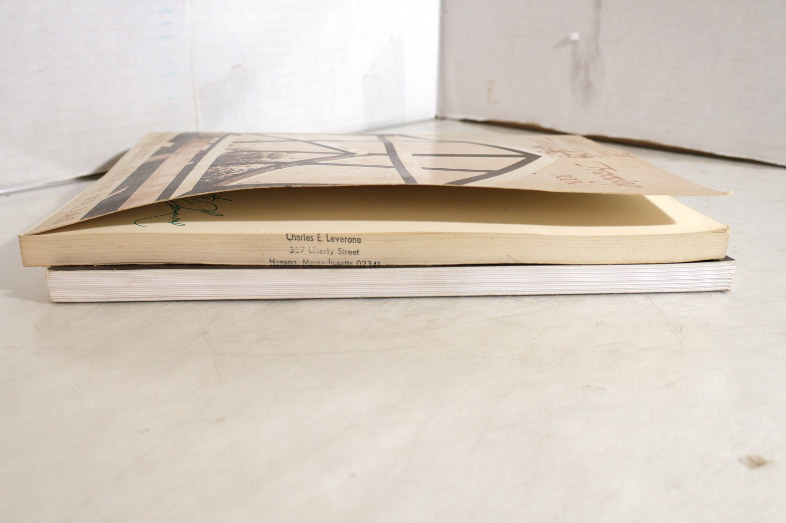 2 TIMBER FRAMING GUIDE BOOKS SOFT COVER IN GOOD CONDITION MUST SEE