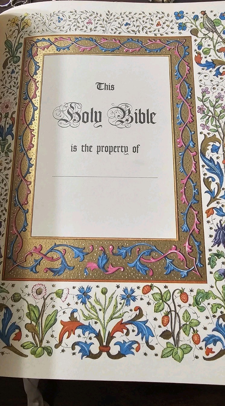 The Holy Bible King James Version, Rembrandt Edition, Vintage, 1973, Like NEW