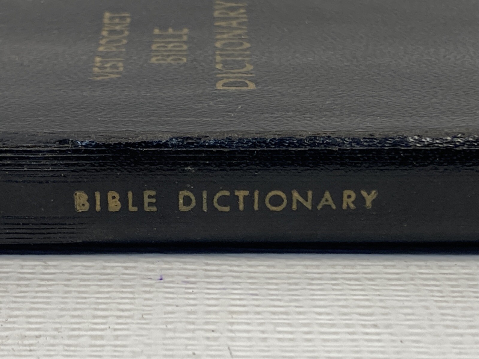 1958 Vest Pocket Bible Dictionary- Leatherette Cover – James P. Boyd