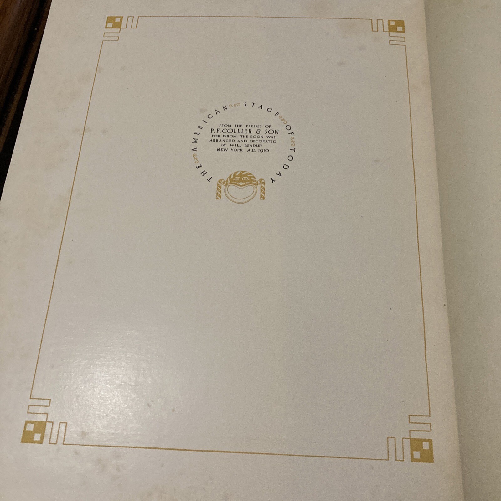 1910 Hardcover book. VINTAGE „The American Stage of Today.“ Bio’s & Photo’s –