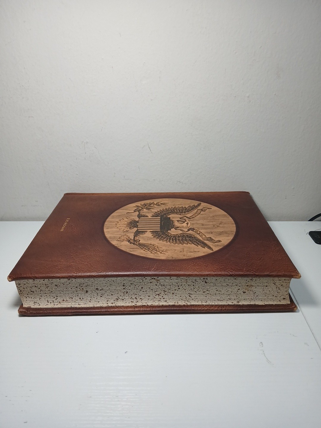 The Graphic Story of the American Presidents Mission Leather Bound 1973 1L5