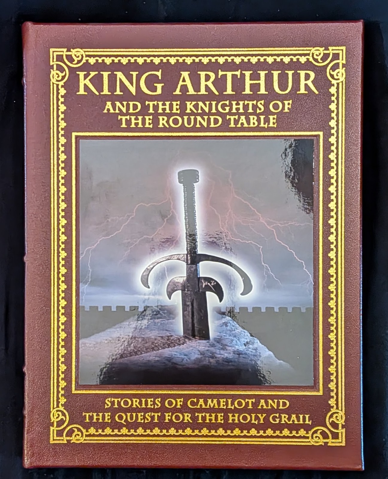 Martin J Dougherty / King Arthur and the Knights of the Round Table