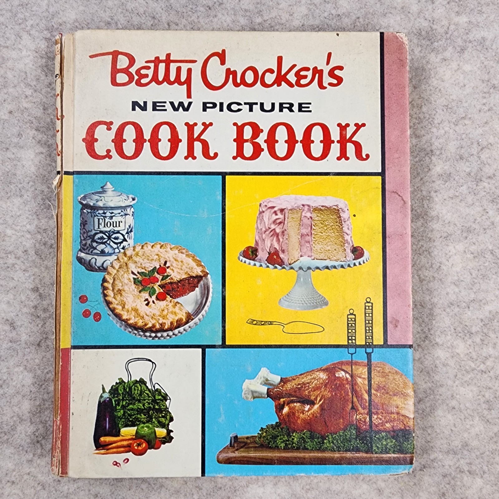 Betty Crocker’s New Picture Cook Book 1961 1st Edition Hardcover Vintage Recipes