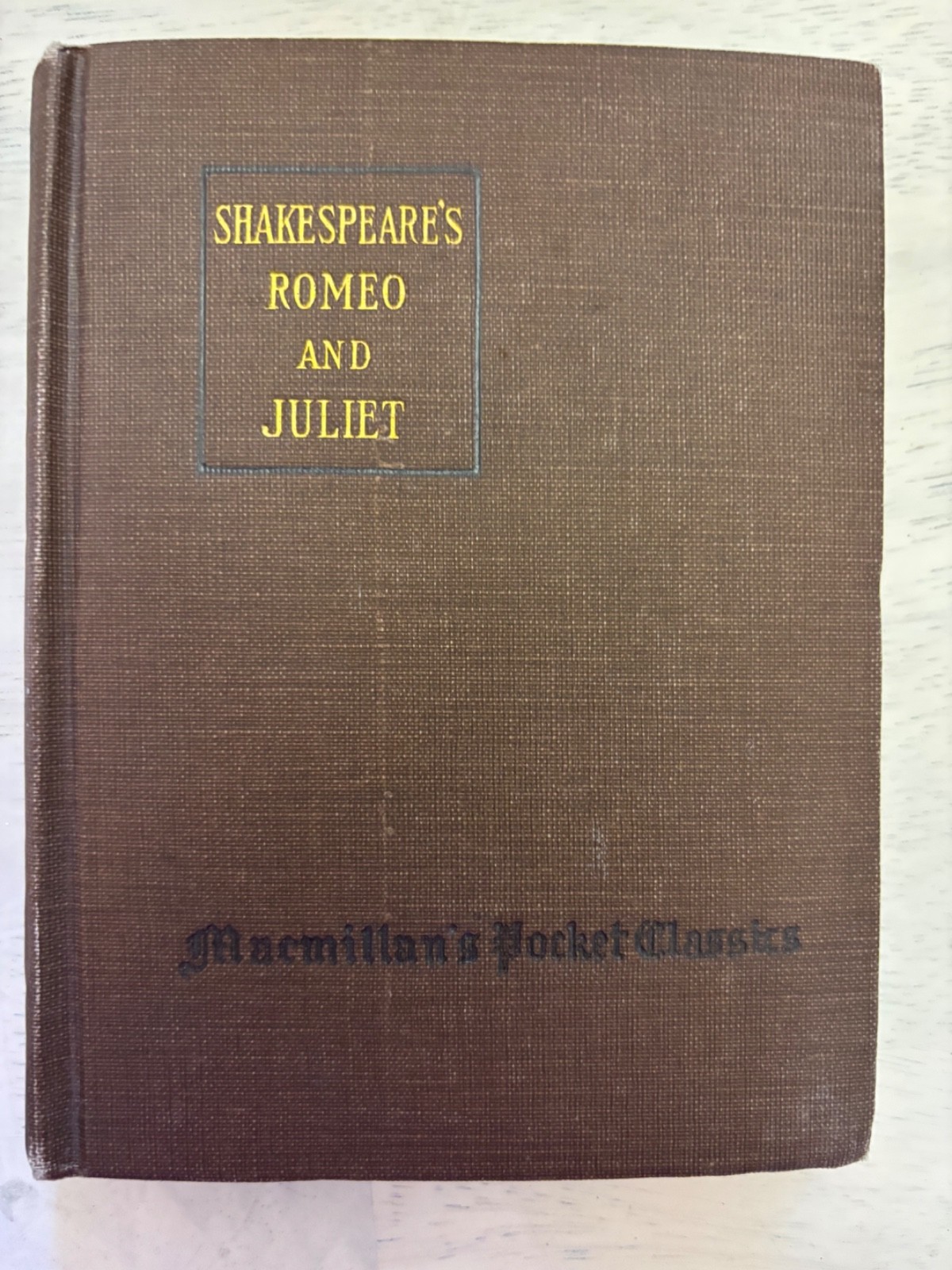 1917 Antique Book Romeo and Juliet Macmillan Company Pocket Classic Hardcover