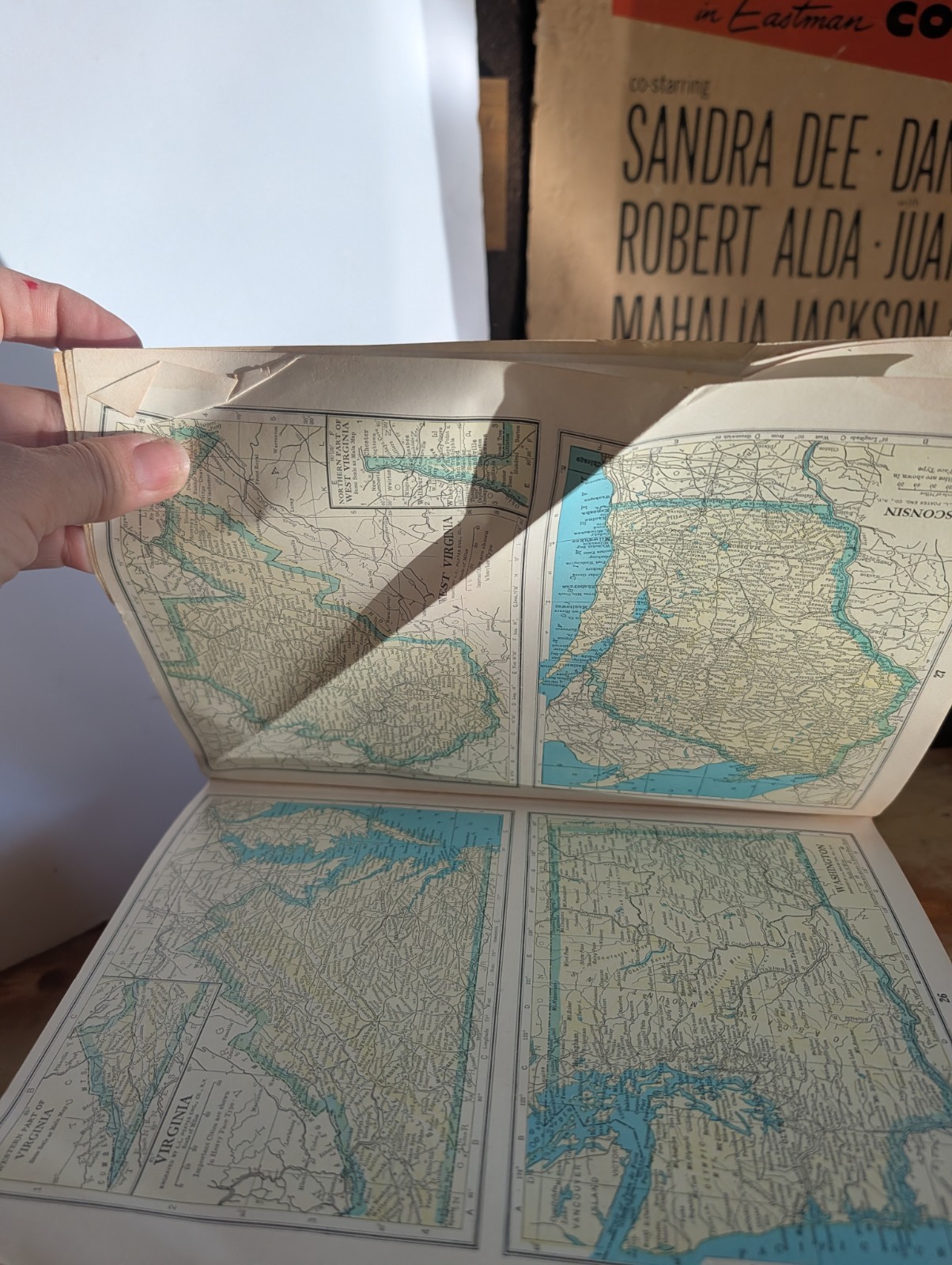 1951 Websters Dictionary World Publishing Co