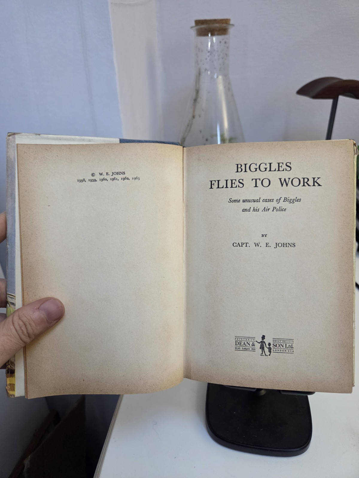 Biggles Flies To Work By Capt. W E Johns 1963 Dean & Son Fine With D/J Hardback