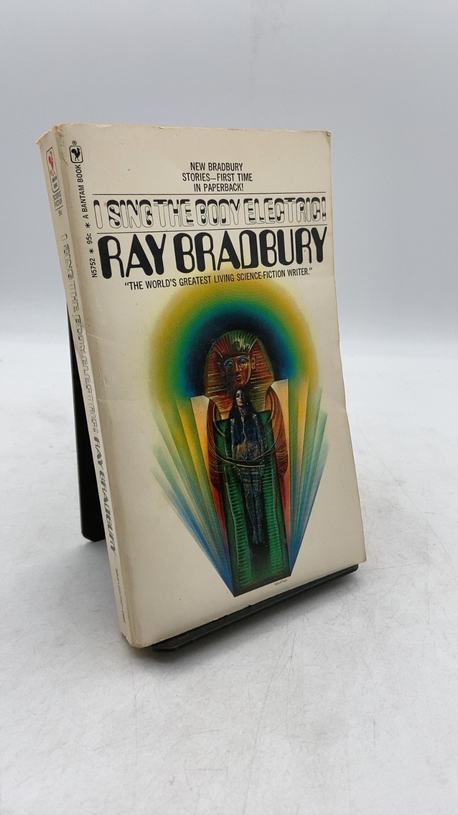 I Sing the Body Electric! Ray Bradbury Paperback Bantam edition 1971