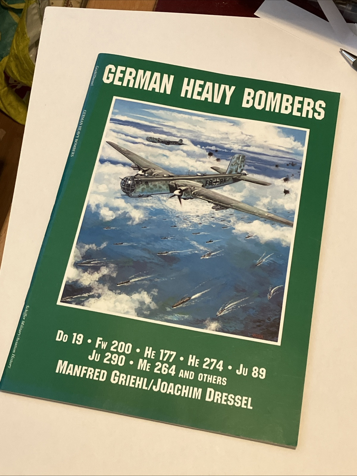 German Heavy Bombers SCHIFFER MILITARY AVIATION HISTORY 1994 48p. Griehl/Dressel