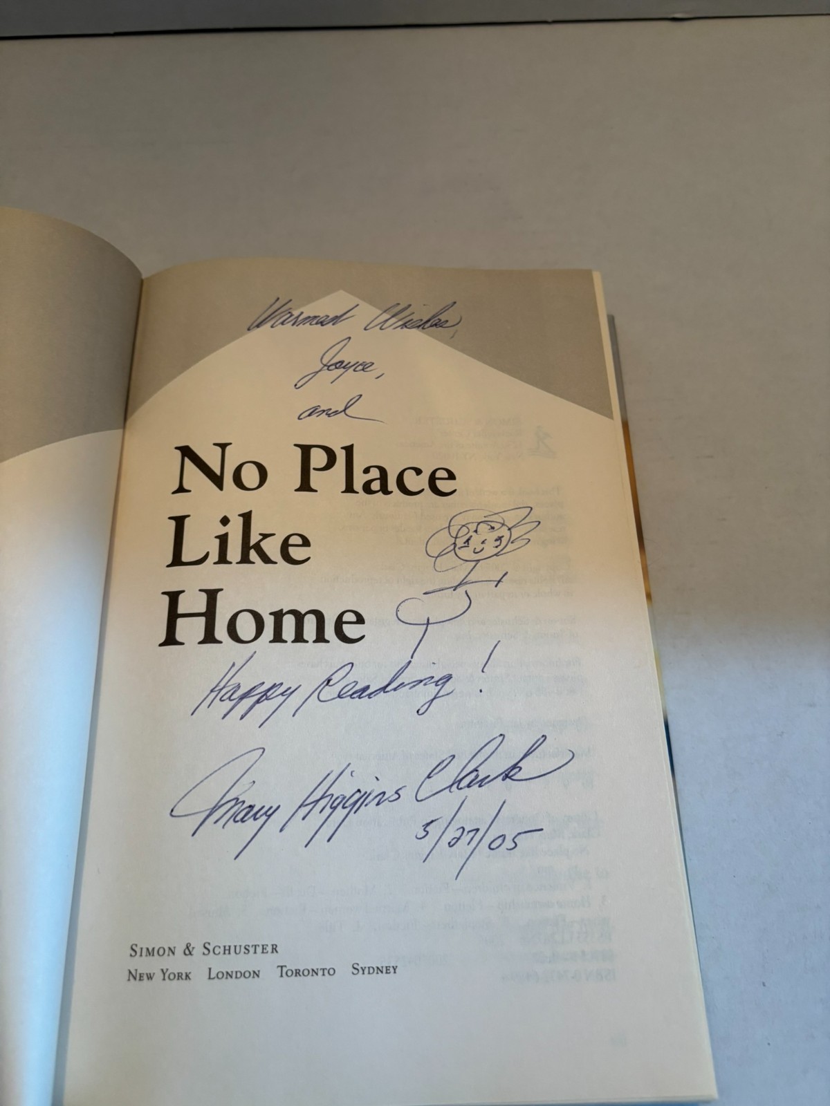 Mary Higgins Clark SIgned with Drawing „No Place Like Home“ HC 2005 1st Printing