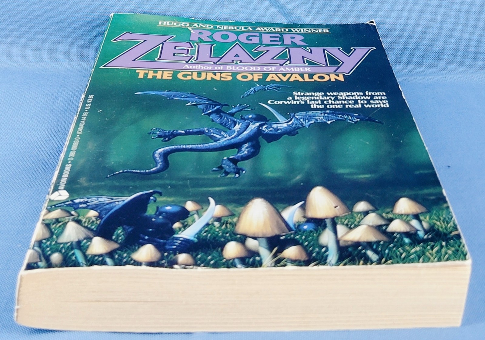 Lot of 2 – Roger Zelazny Chronicles of Amber Avalon + Blood of Amber PB Avon