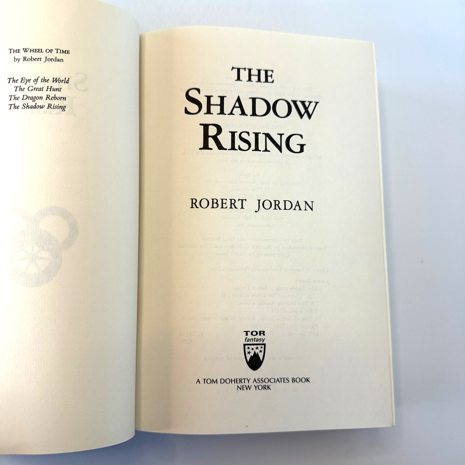 ? THE SHADOW RISING Robert Jordan HC DJ 1st 2nd 1992 Tor Wheel of Time Book 4