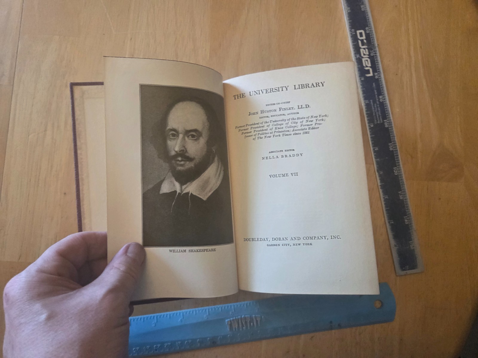 The University Library – Volume VII – John Huston Finlay – 1936 Doubleday Hardco