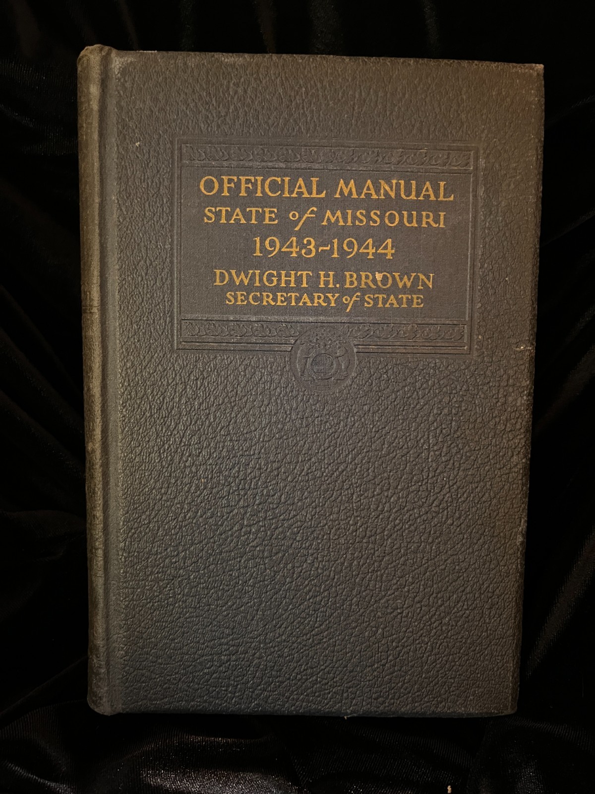 Official Manual Missouri 1943-1944
