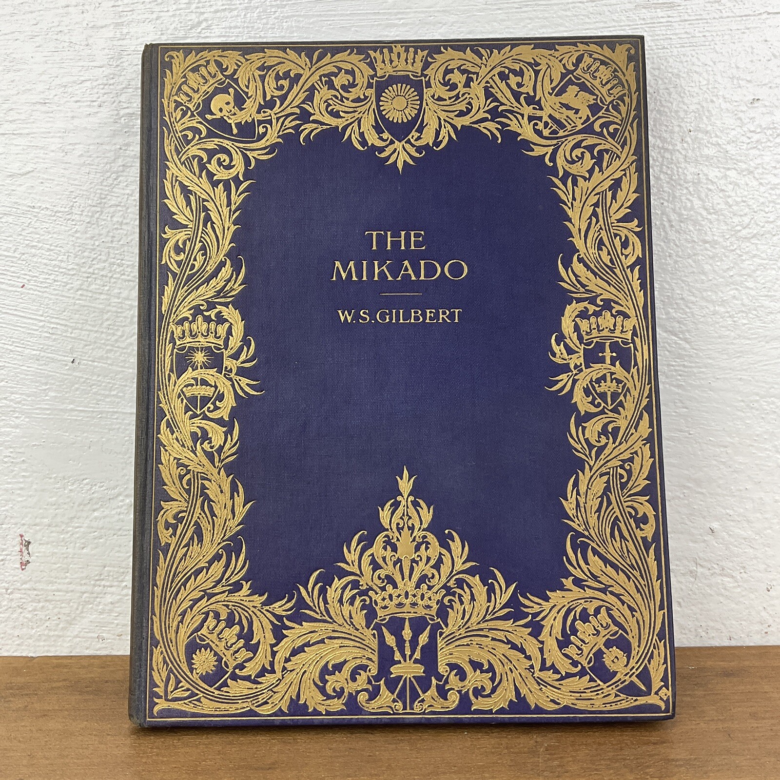 The Mikado W S Gilbert Illustrated Hardback G Bell and Sons 1911