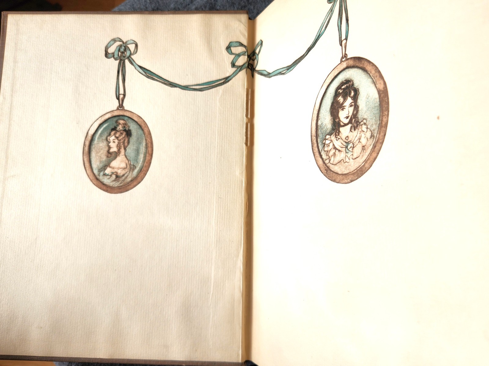 1913 Vanity Fair William Thackeray Hodder /Stoughton Color Plates Lewis Baumer