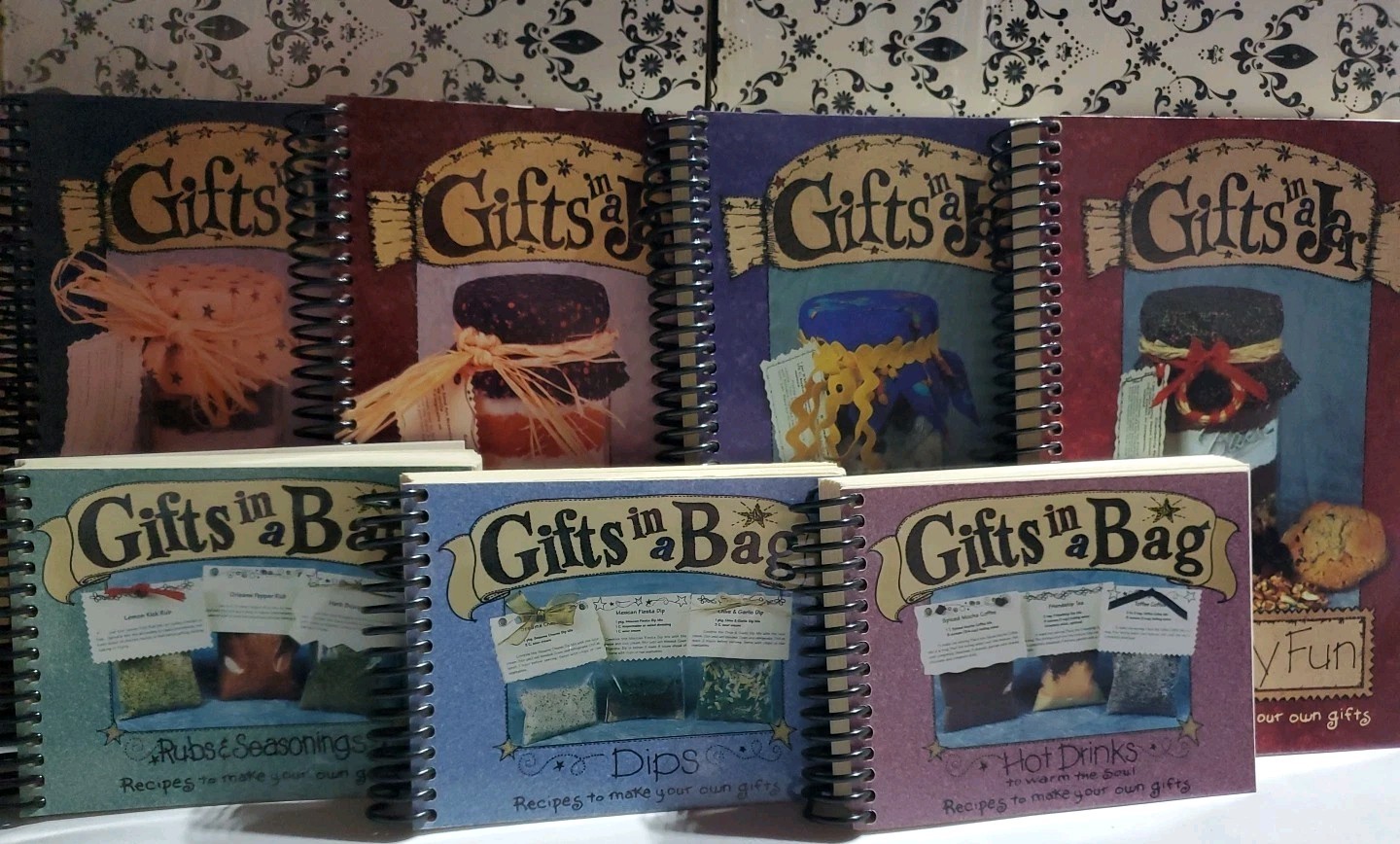 Lot Gifts in a Jar Books Set of 8 Spiral Cookbooks CQ Products 2002 DIY Recipes