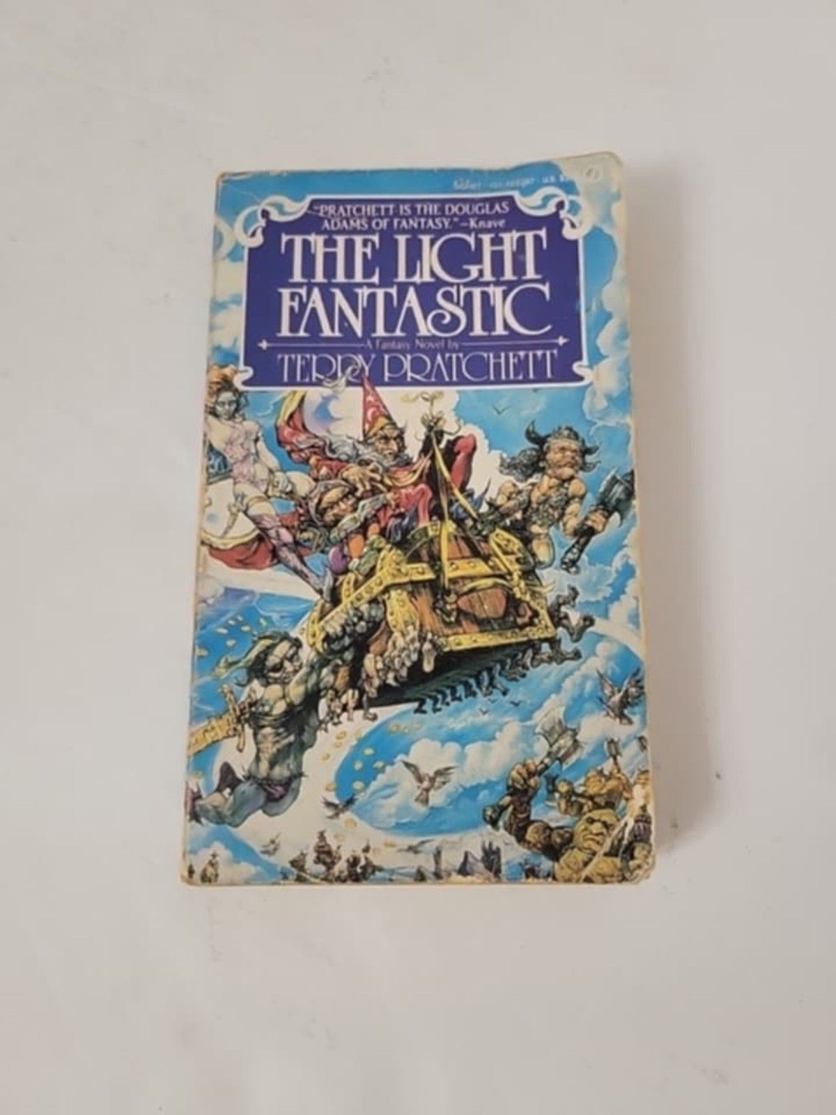The Light Fantastic Terry Pratchett 1988 Discworld Signet PB Josh Kirby Cover