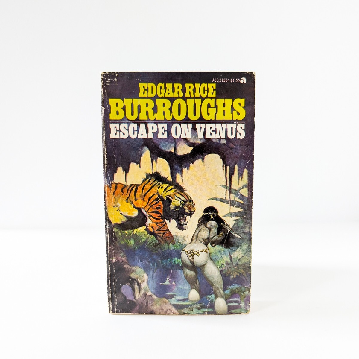 ESCAPE ON VENUS Edgar Rice Burroughs ACE Vintage PB, Frank Frazetta – GOOD