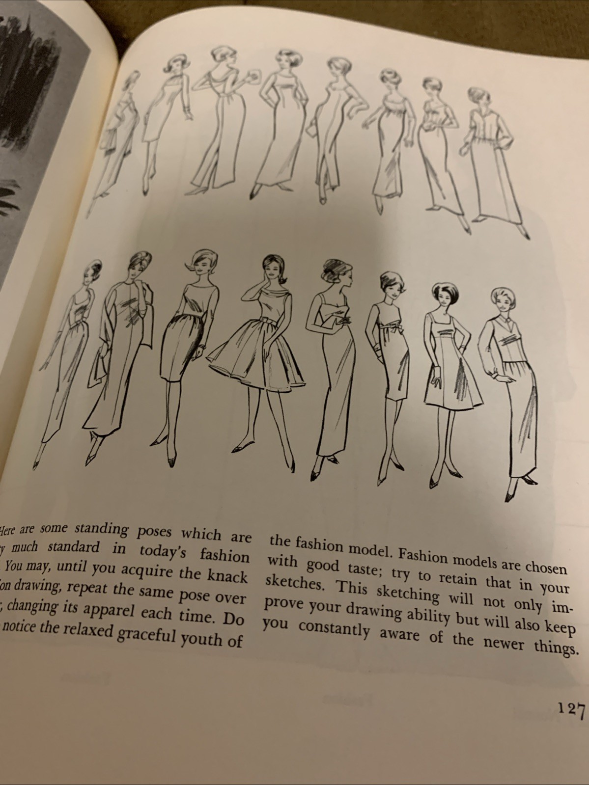 Drawing the Human Figure Using Photographs by Yeager & Floreani, 1965, H/C D/J