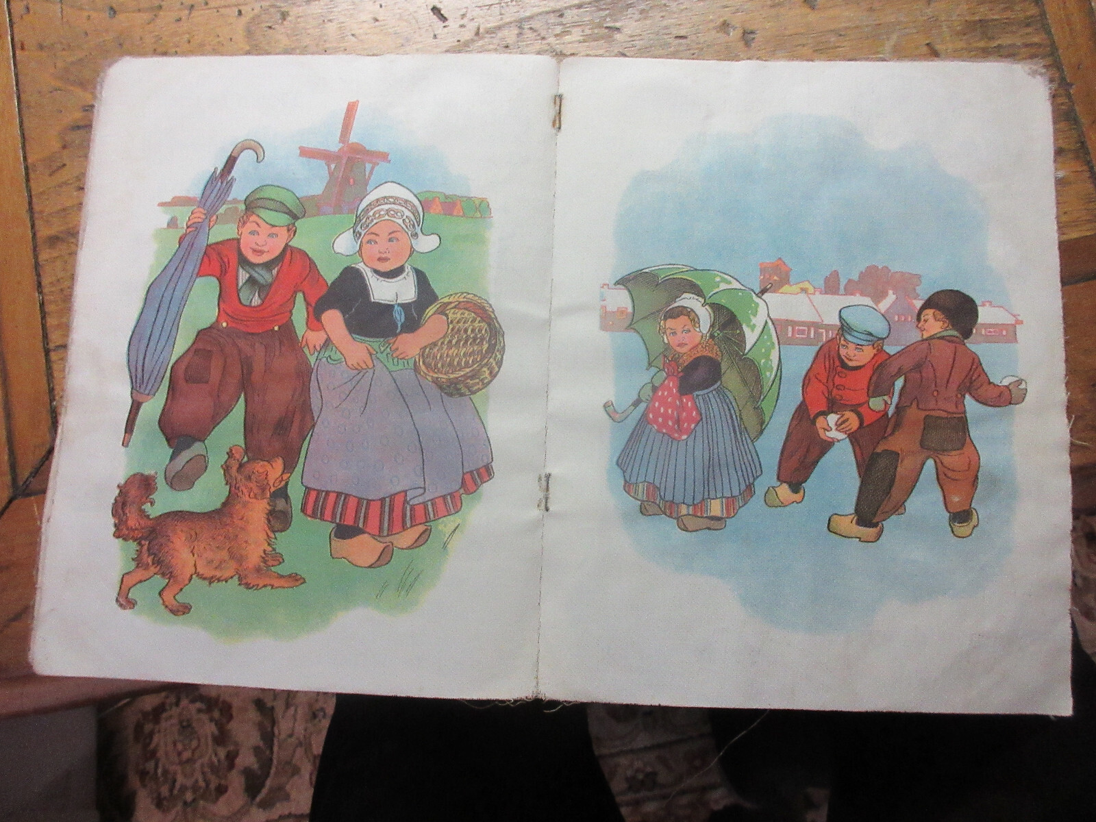 Antique Linen Book Nursery Jingles Saalfield Publishing Co 1918 12 pages 4 color