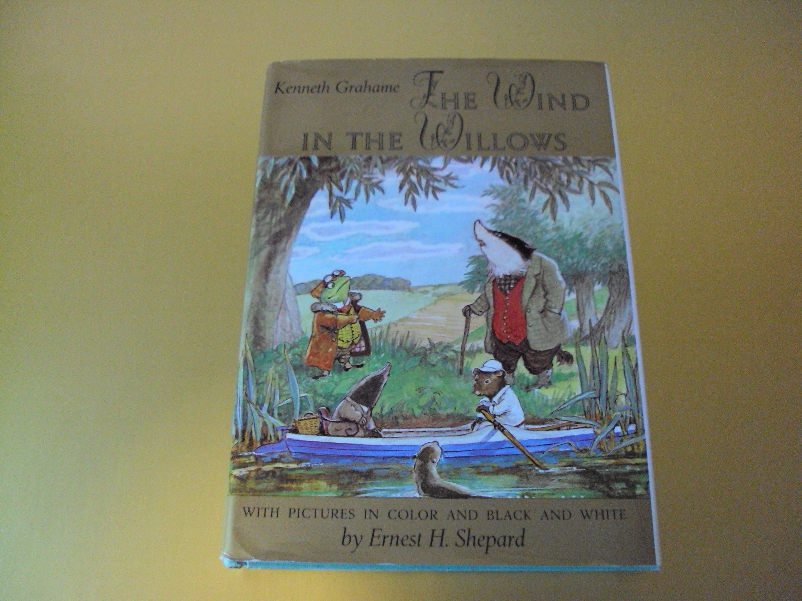 The Wind In The Willows hardcover/Golden Anniversery Edition