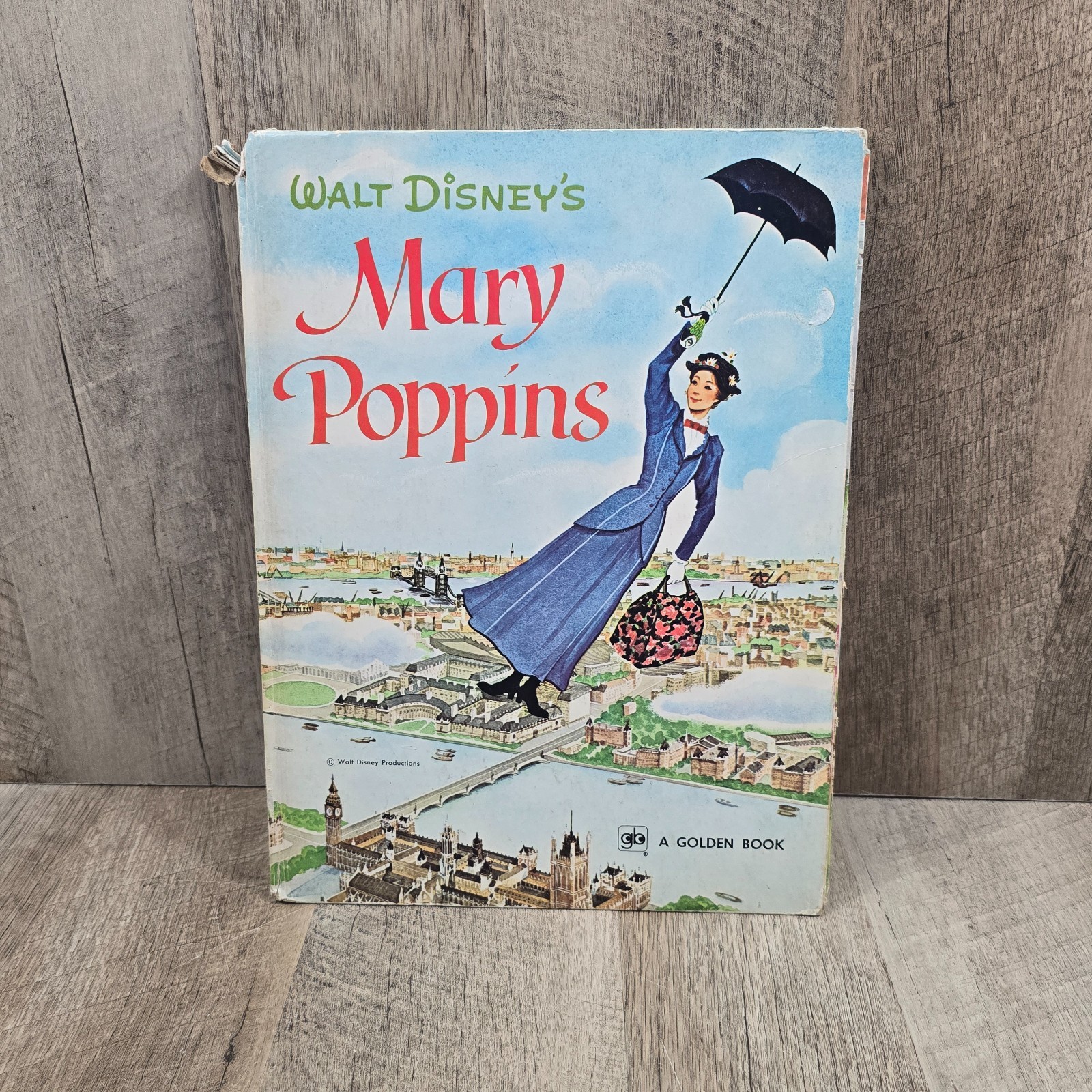 Golden Press – Walt Disney’s Mary Poppins – 1966 A Big Golden Book – Hardcover