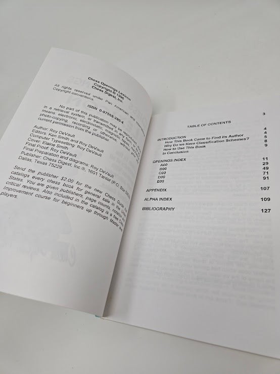 Roy DeVault / Chess Openings Lexicon Guide to the Variations of All 1996