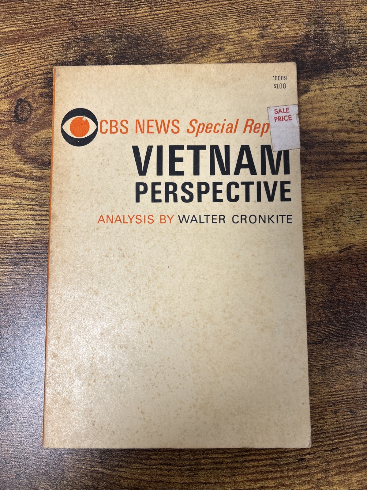 Cbs News Walter Kronkite Vietnam Perspective Soft Cover 1965 Book