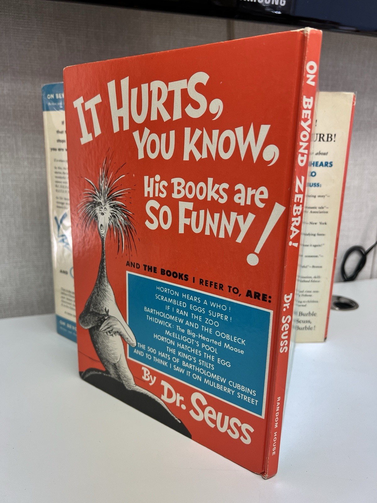 1st PRINTING 1955 „ON BEYOND ZEBRA“ DR. SEUSS STORY BOOK W/ DUST JACKET