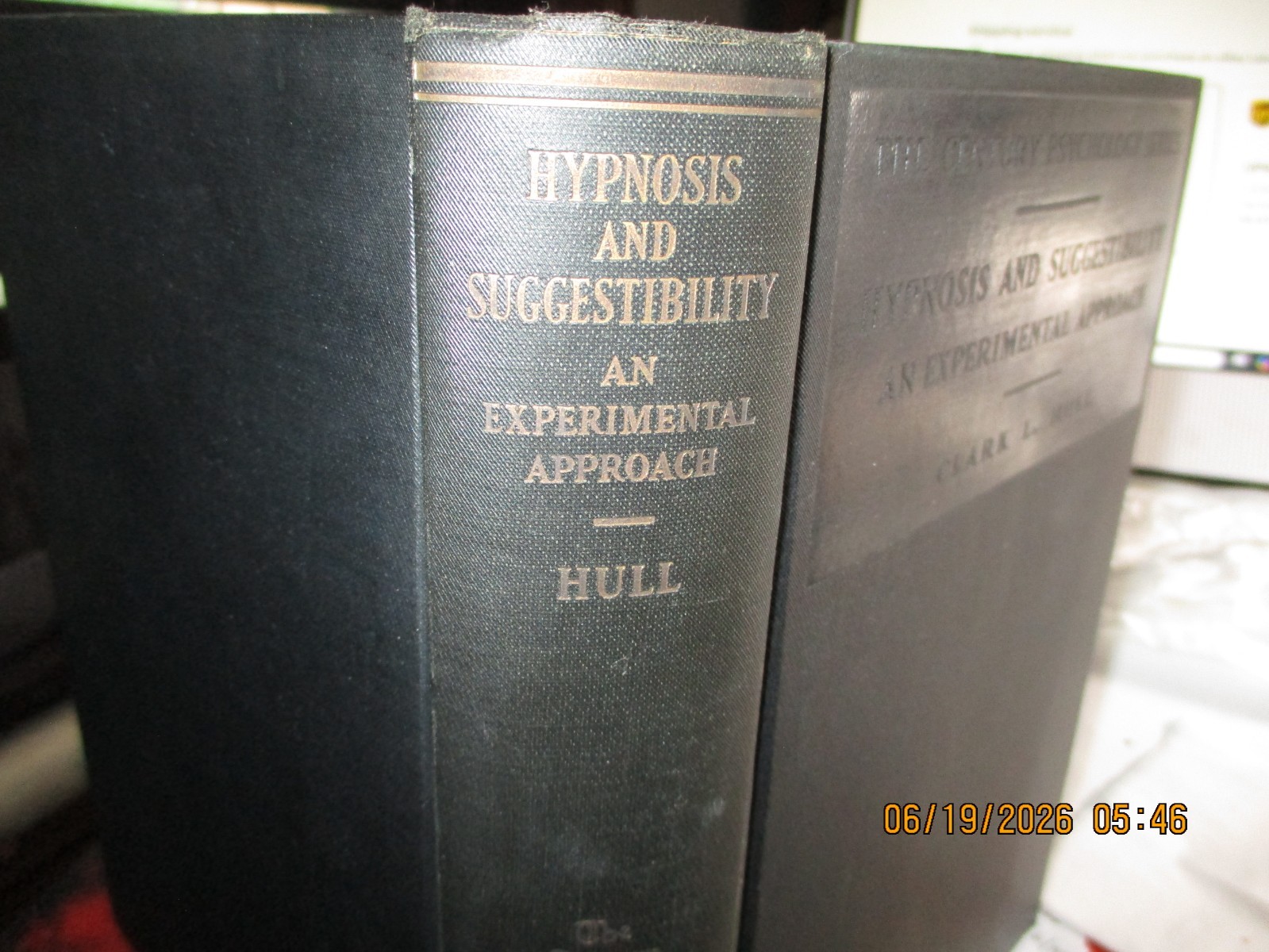 Psychology book: Hypnosis and Suggestibility by Clark L. Hull 1933