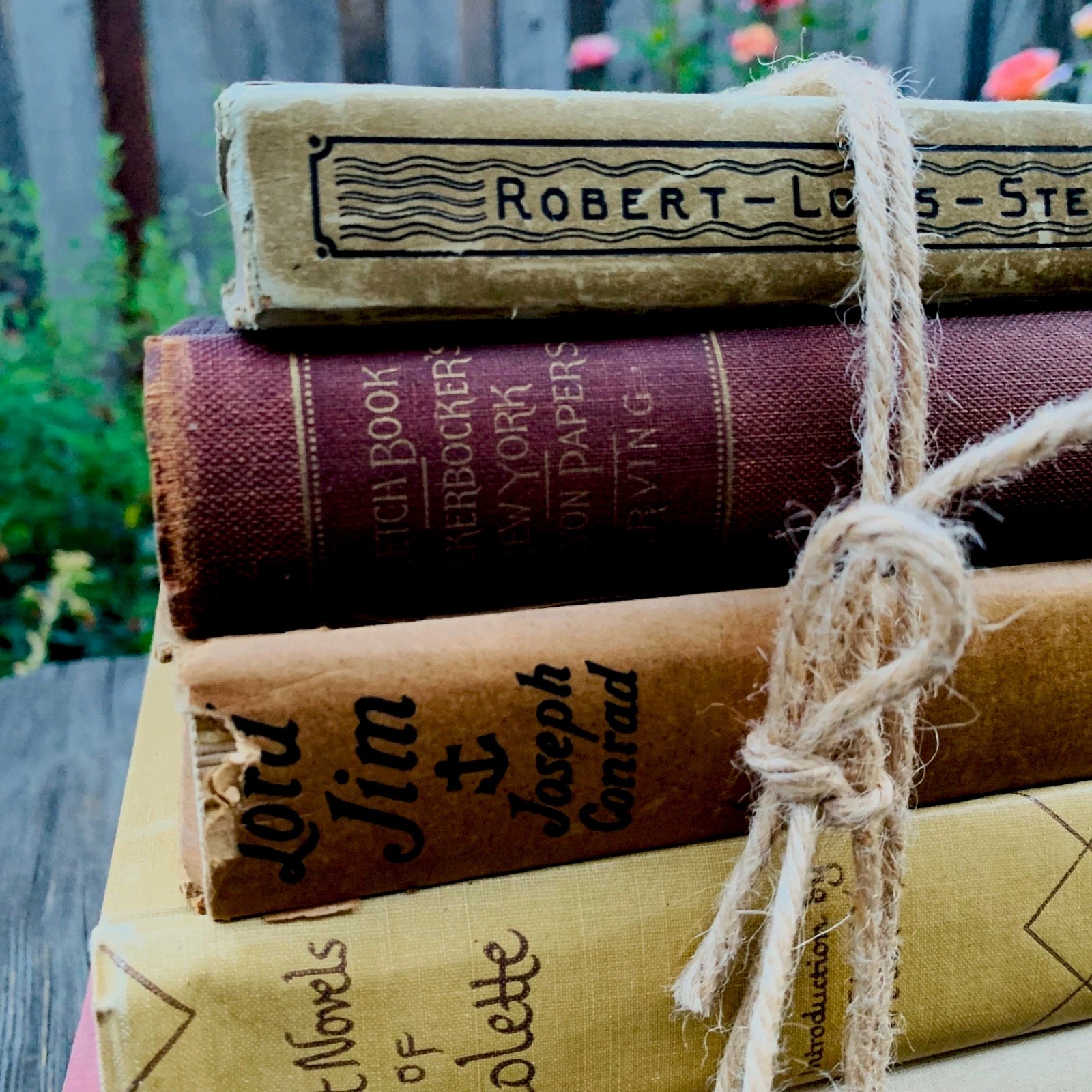 6 Vintage Books Stack Bundle Rustic Decor Brown Beige (IX)