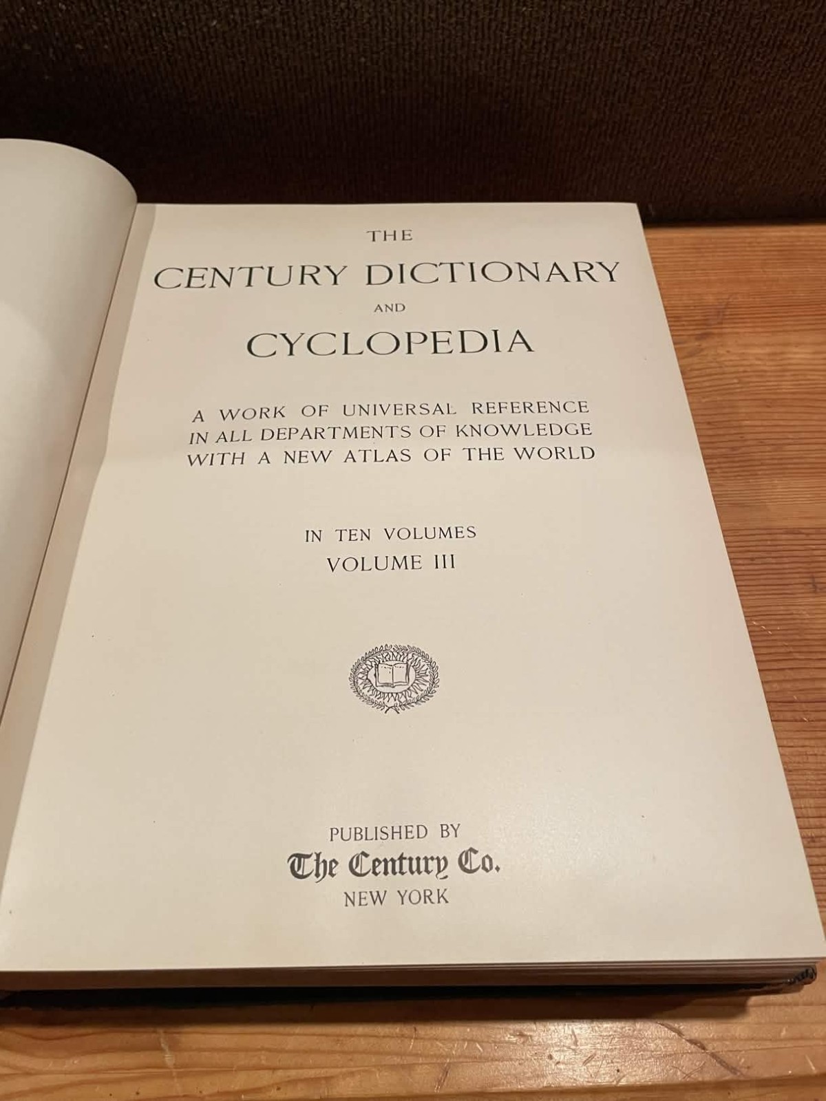 Century Dictionary And Cyclopedia Volume 3 (Droop E.F.G) Antique 1904 Leather