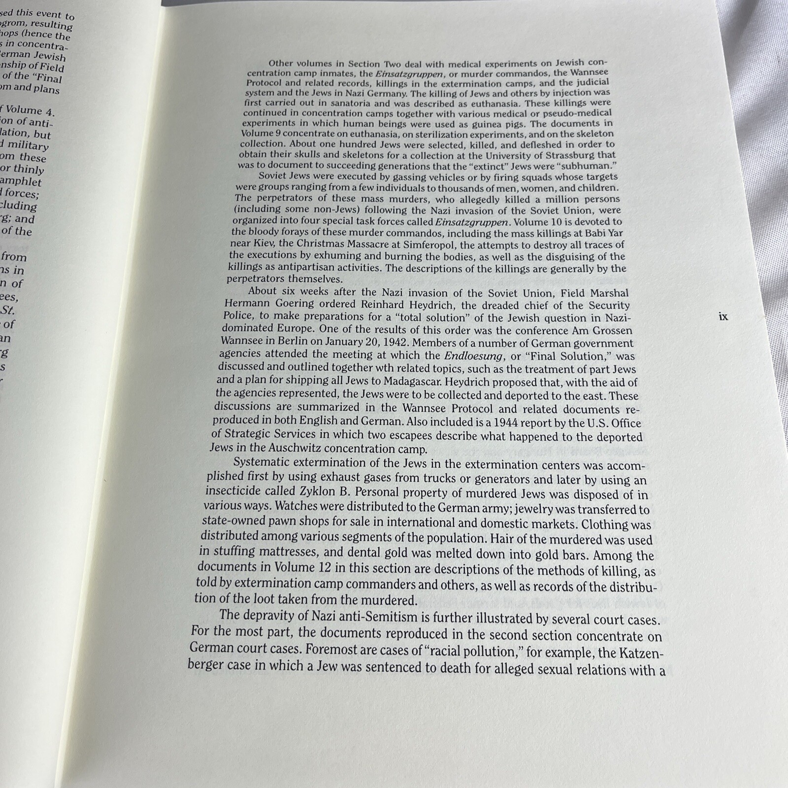 The Holocaust – Selected Documents in Eighteen Volumes – John Mendelsohn – 1982
