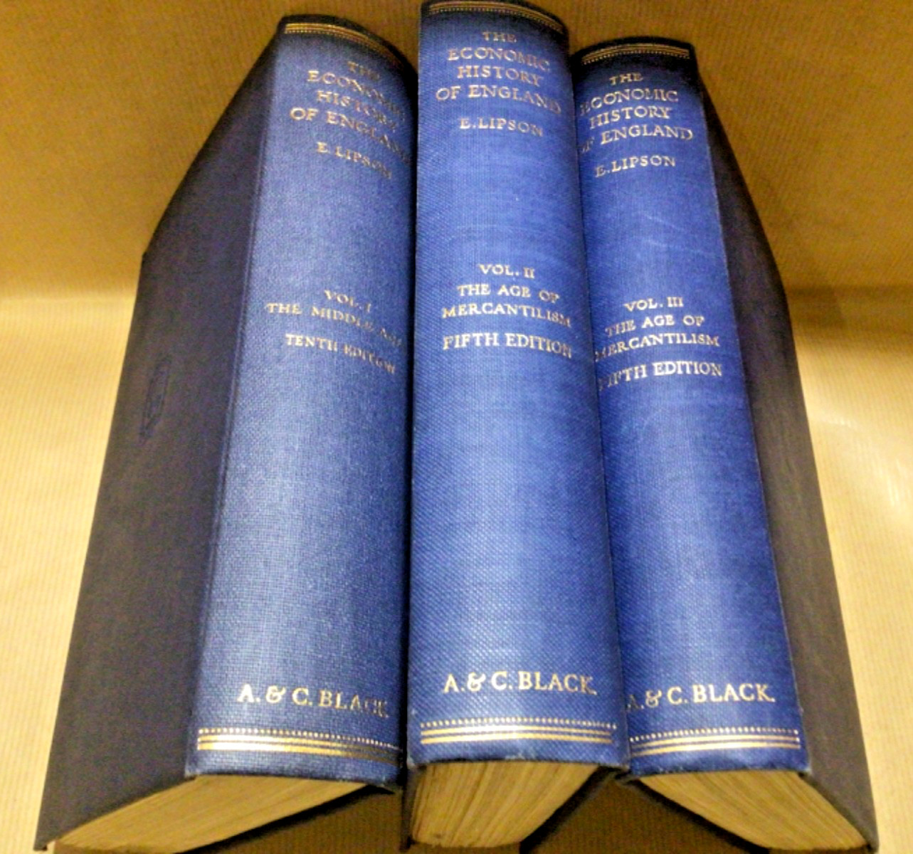 Set The Economic History of England by E. Lipson 1948-9 Three Volumes