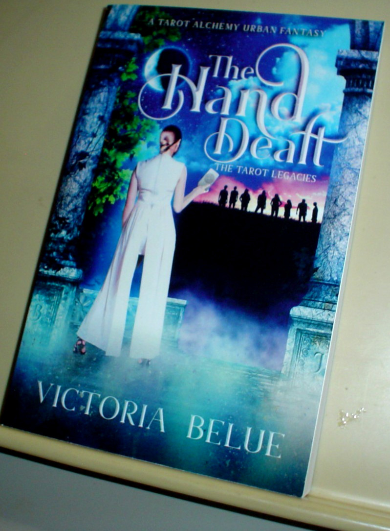 VICTORIA BELUE The Hand Dealt TAROT LEGACIES BOOK 1 Urban Fantasy UNREAD BOOK