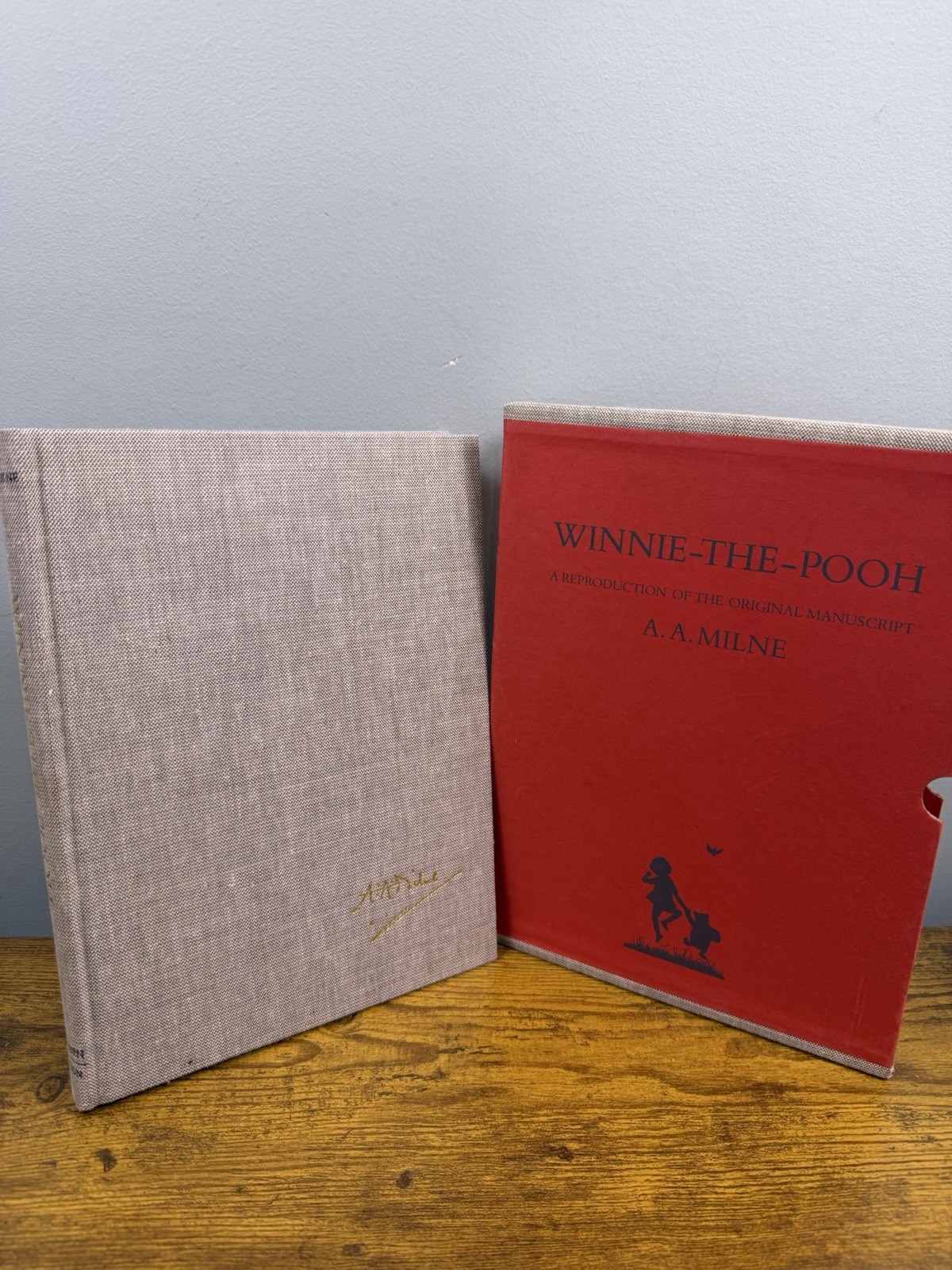 Winnie The Pooh AA Milne 1971 Reproduction Of Manuscript Methuen W/ Slip Case HC