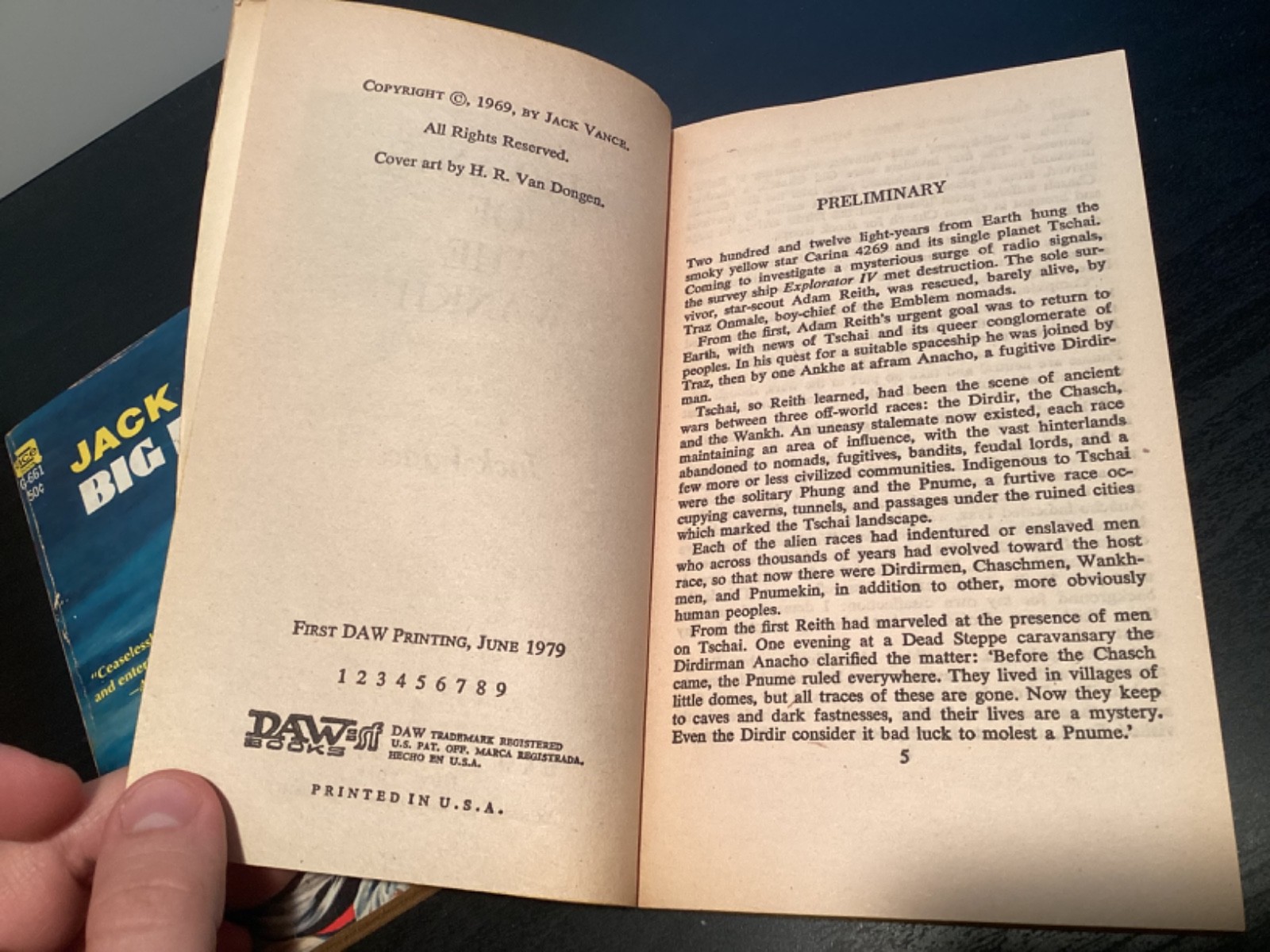 Collection Of Vintage Jack Vance Mass Market Science Fiction Novels – List Below