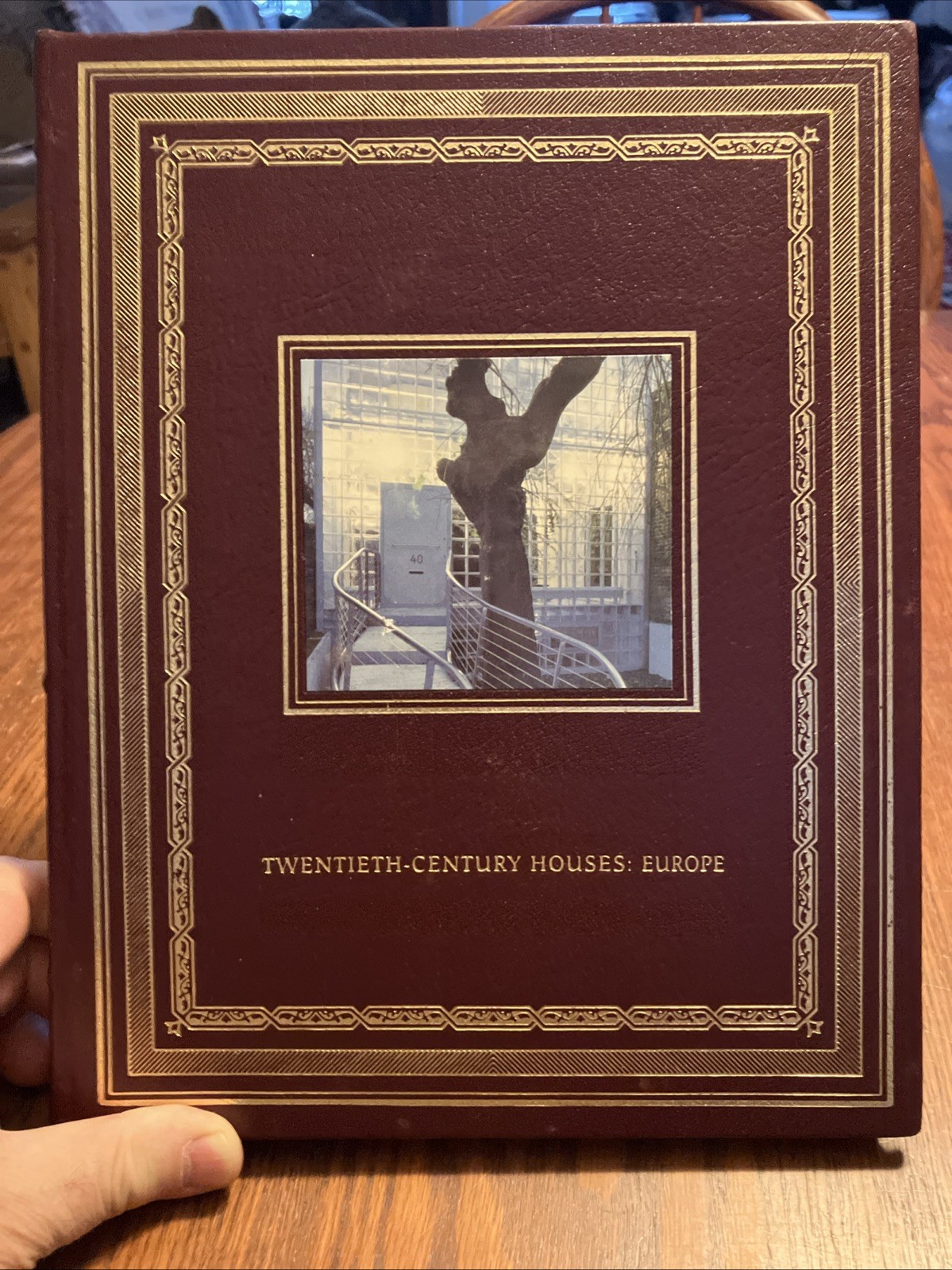 Twentieth-Century Houses: Europe