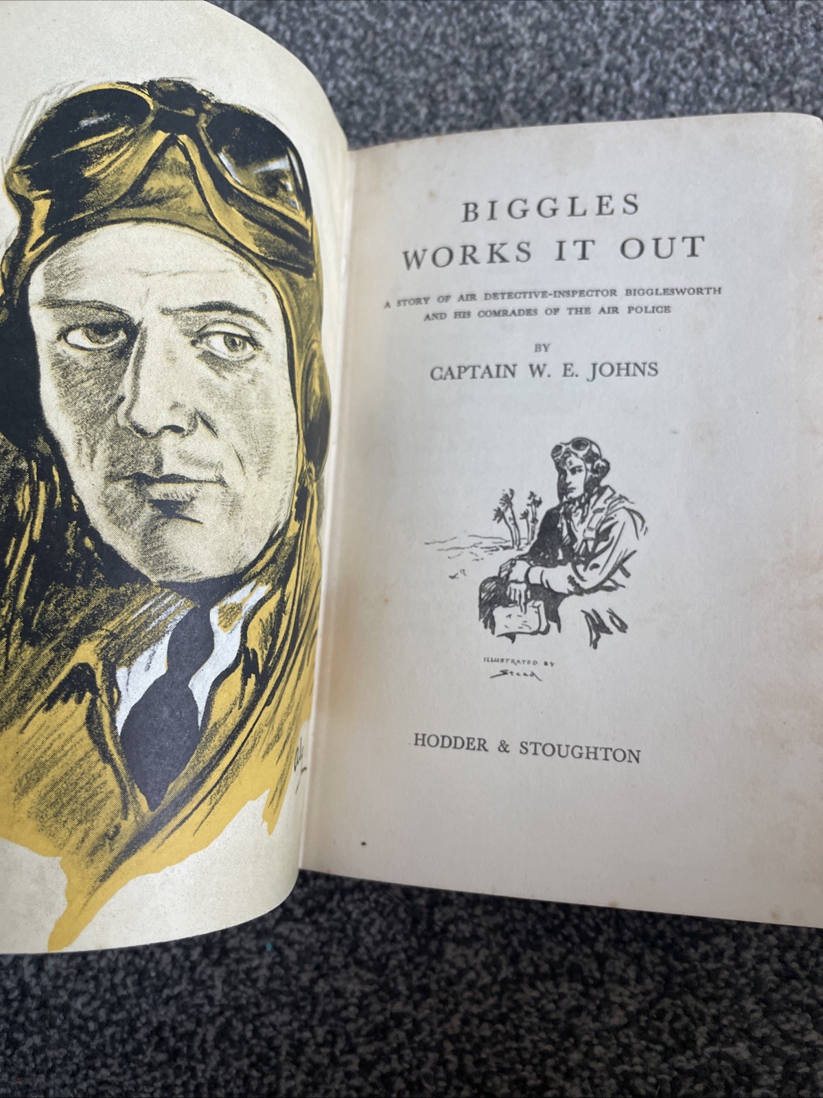 Biggles Books Bundle x 4 W E Johns Inc 2 First Editions