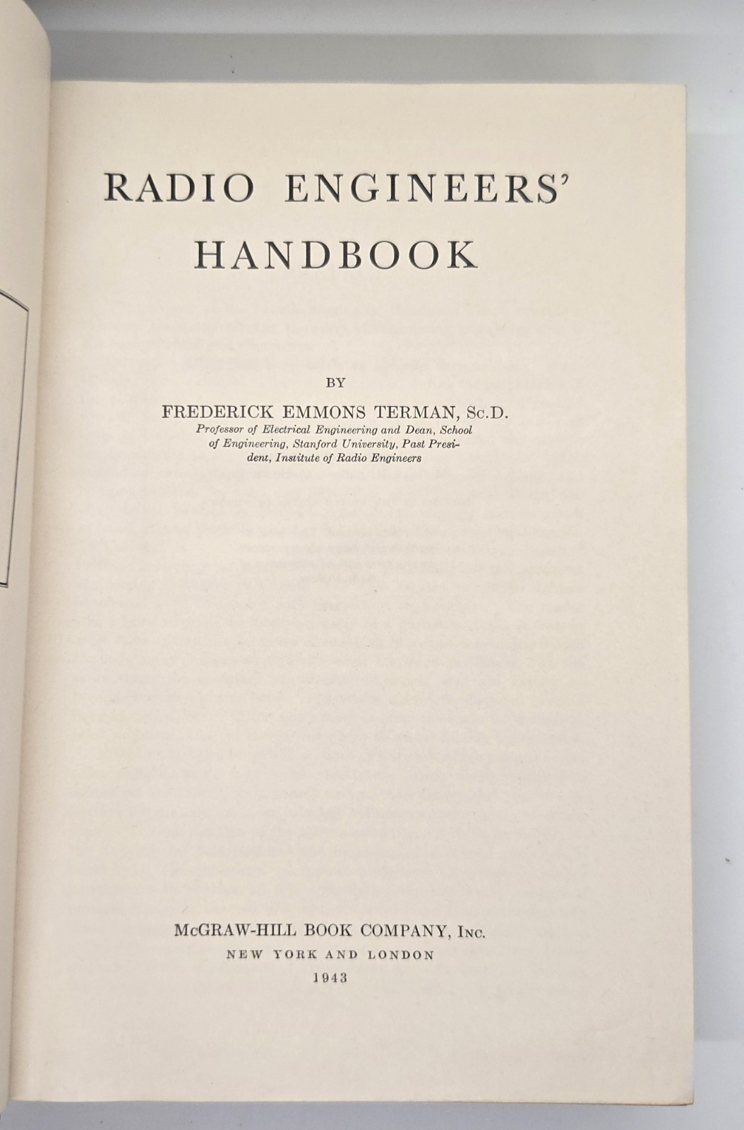 Radio Engineers‘ Handbook by Frederick Terman 1st Edition 1943