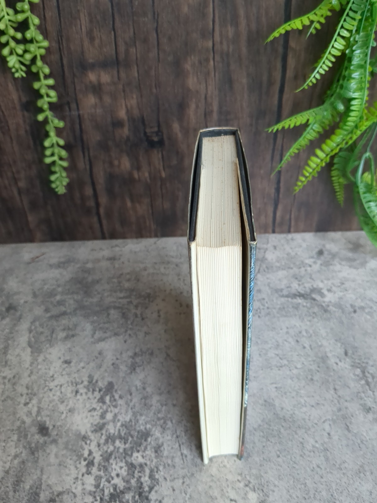 Four Plays Patrick White 1965 – Eyre & Spottiswoode – DJ – Illustrated