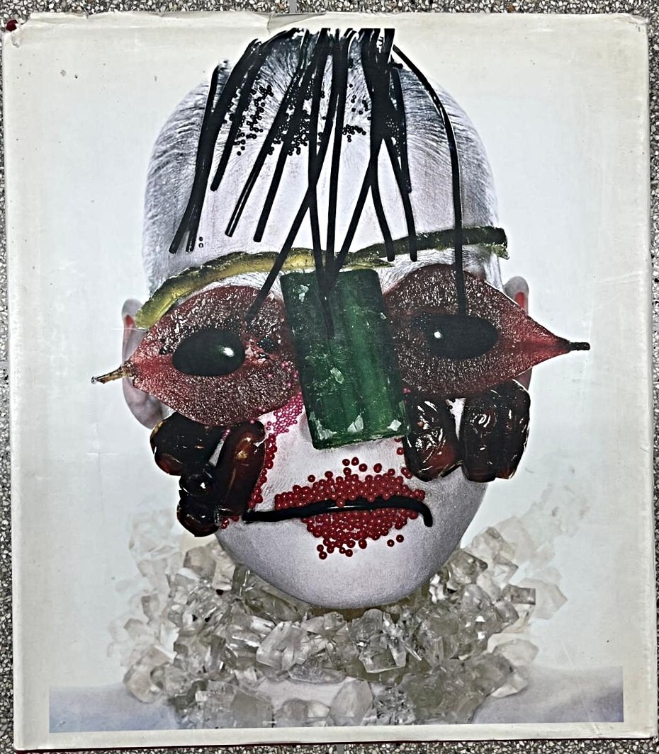 Extreme Beauty in Vogue Book Dolce & Gabbana Milan Exhibition Catalog 2009 Rare
