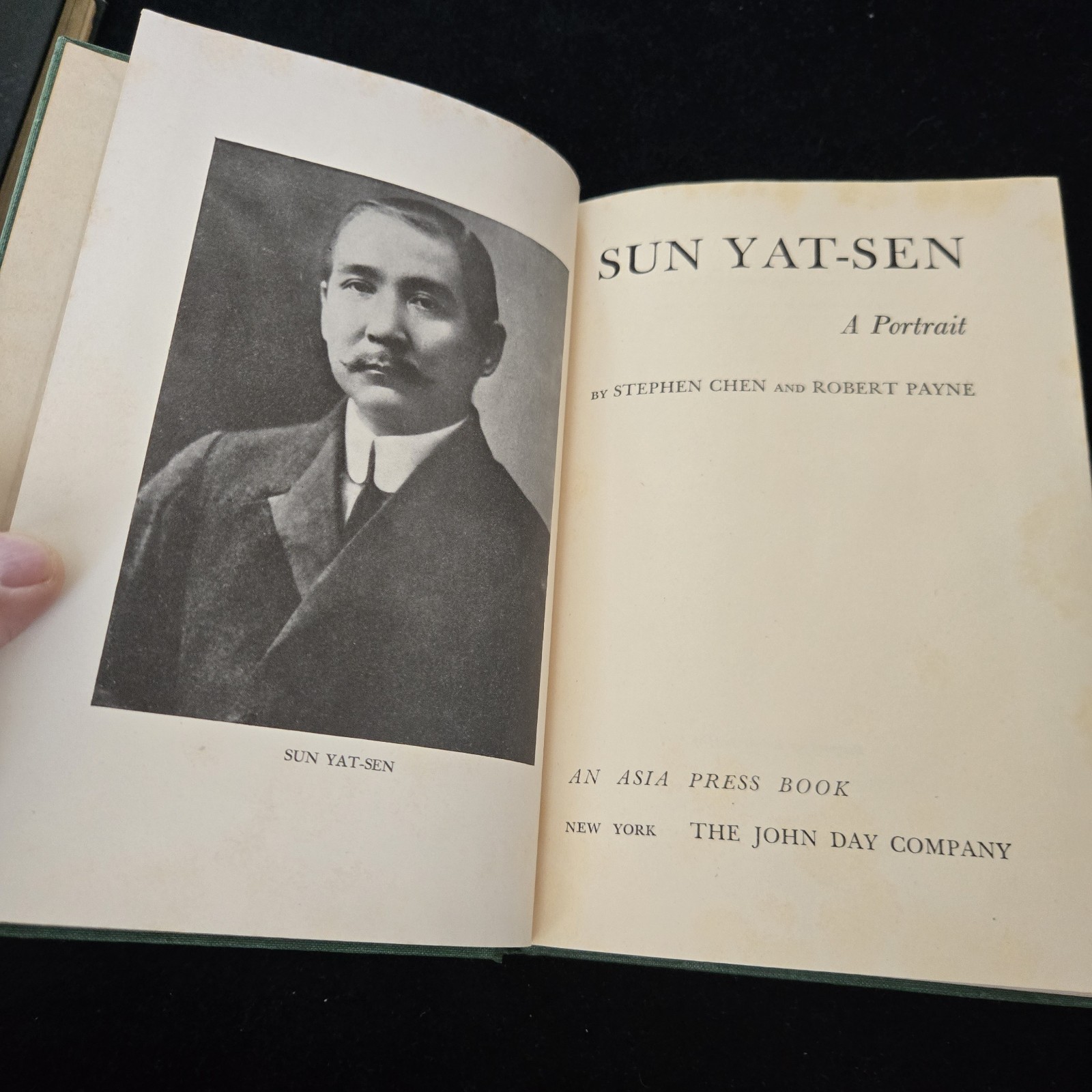 1946 SUN YAT-SEN A Portrait Stephen CHEN Robert PAYNE HC book Asia Press