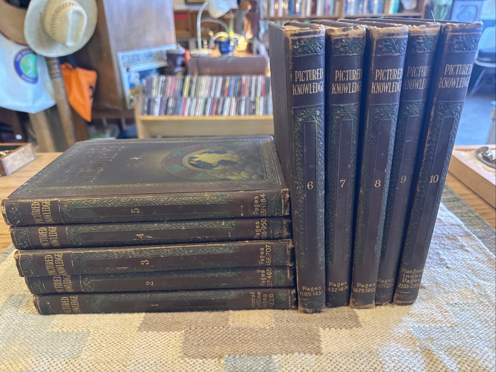 Pictured Knowledge ~1930 ~ Complete set of 10 Volumes Marshall Hughes Co.