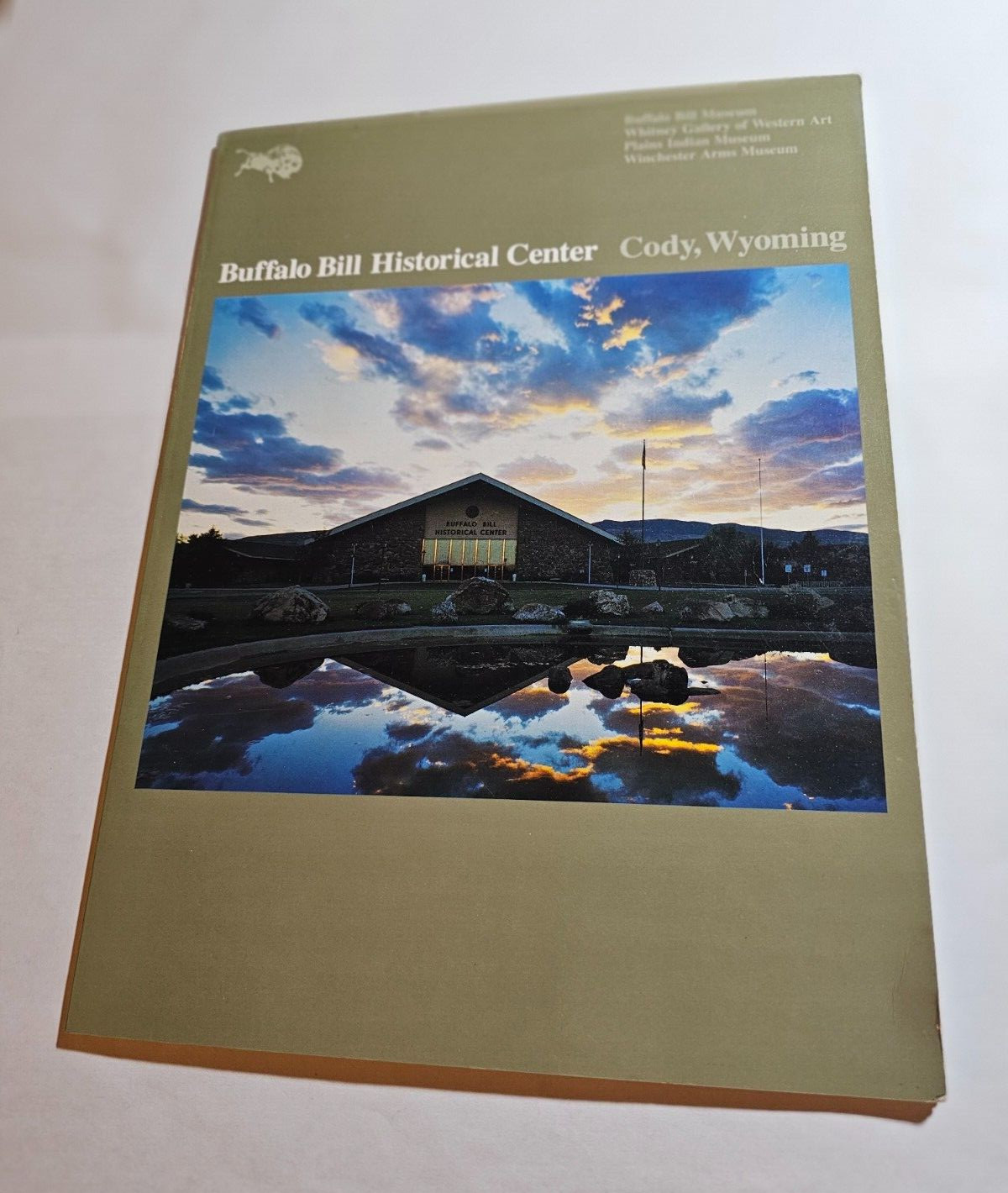 1984 BUFFALO BILL HISTORICAL CENTER BOOK CODY WYOMING WILD WEST MUSEUM COWBOY OL