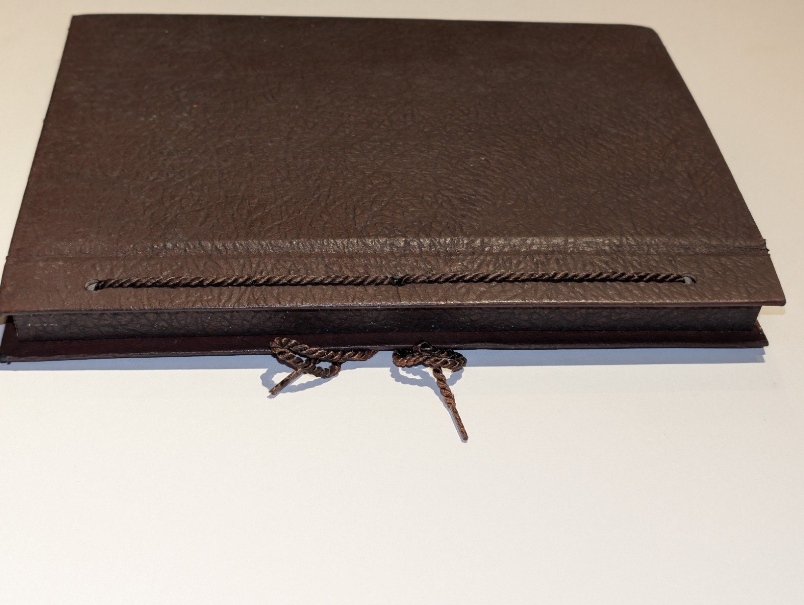 Leaves Of Gold (1958) Book Of Prayers Memorable Phrases & Inspirational Verses